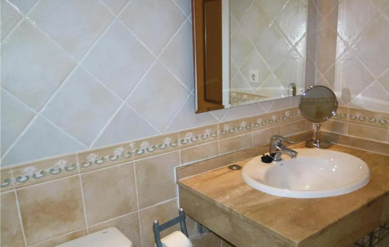 Beautiful Apartment In Mijas Costa With 2 Bedrooms, Wifi And Outdoor Swimming Pool Sitio de Calahonda